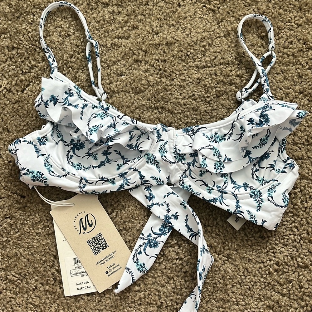 Maaji Blue Floral Bikini Top, NWT